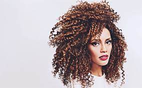 She is an actress, known for cheias de charme (2012), xica da silva (1996) and da cor do pecado (2004). Herunterladen Hintergrundbild Tais Araujo 4k Schonheit Brasilianische Beruhmtheit Portrait Schone Frau Brasilianische Schauspielerin Tais Araujo Fotoshooting Fur Desktop Kostenlos Hintergrundbilder Fur Ihren Desktop Kostenlos