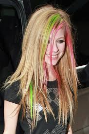 Resultado de imagem para avril lavigne 2000. 90 Hairstyles With Green Highlights Highlights Page 5 Of 9 Steal Her Style Page 5