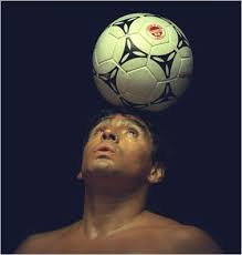 Dejé de vivir con gregorio, me dijo en una ocasión, cuando el pibe tenía cinco años.: Rediff Com El Pibe De Oro