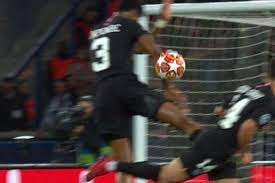 The ball struck presnel kimpembe's arm as he jumped to block the shot. Kimpembe Arm Postion When Ball Made Contact Penalty For Me Reddevils