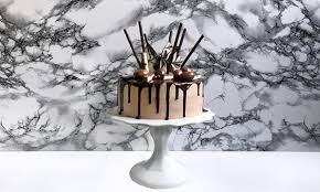 Nutella Drip Cake Mit Uberraschungseffekt Rezept Tropfkuchen Schokoladen Torte Schokoladentorte
