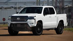 Nissan Frontier SV 2024