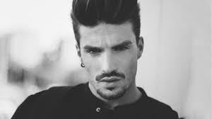 Check out these 10 haircuts for oval faces men and get inspired! 30 Best Oval Face Shape Hairstyles For Men 2019