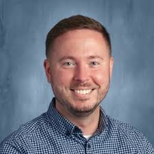 Kyle Reimer's Instagram, Twitter & Facebook