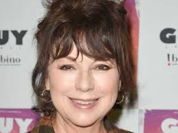 Julie Arnold (Astrid et Raphaëlle) : qui sont les hommes de sa vie ?