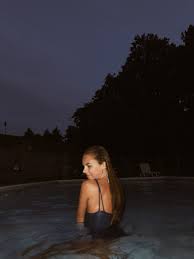 Night Swimming Summer Vibes Style Swimming Aesthetic Mood Pool Poses Night Swimming Swimming Pictures