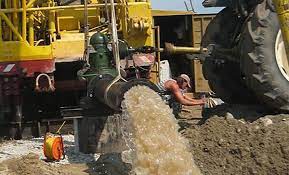 Il pozzo artesiano è indubbiamente la soluzione più fidata. Come Realizzare Un Pozzo Per Irrigare Il Giardino