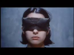 Doble fondo» de Elsa Osorio o la otra literatura de denuncia