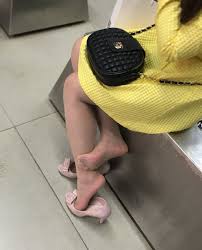 kızınteki on X: RT @ayakfetisi90: Ten rengi ince külotlu çorap gizli  çekim. 13 tane videodan oluşan yeni karışık bir fetiş linki hazırladım çok  istiyordun…  X