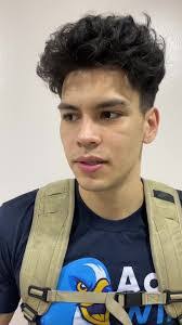 Eli Ramos's Instagram, Twitter & Facebook