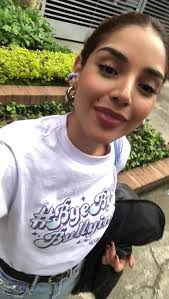 Estamos preparados para conocer a @laurabarjum con su proyecto  #byebyebullying. Porque en nuestros Colegios Minuto de Dios aceptamos y  respetamos las diferencias ✌️ nosotros decimos NO AL BULLYING 💙 ...