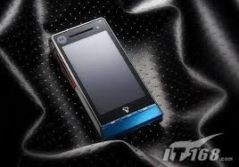 Motorola ROKR ZN50: красивый телефон не ...
