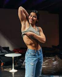 Sara Saffari / sarasaffari__ Nude OnlyFans Leaked Photo #11 - Fapomania