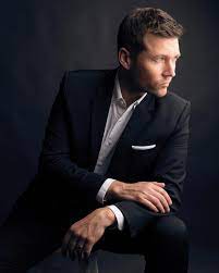 Photo By Connor Hibbs Partsofacamera Portraitphotographyposes Portrait Photography Men Business Portrait Photography Male Portrait Poses