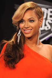 Beyonce S Complete Hair Transformation Beyonce Hair Beyonce Real Hair Hair Transformation