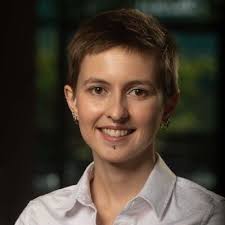 Erin Schilling's Instagram, Twitter & Facebook