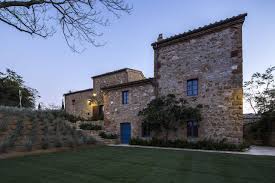 Casa Rurale Di Homify Rurale Homify Architettura Ristrutturazione Cascine Vecchio Casolare