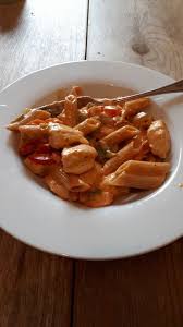 Low Carb Hahnchenbrust Mit Zucchini Und Tomaten In Cremiger Frischkasesauce Von Hannaewa Chefkoch Hahnchenbrust Keto Rezepte Abendessen Low Carb Sosse