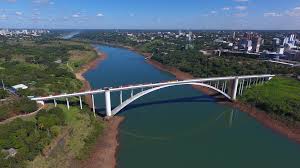 .na fronteira paraguaia com brasil e argentina, e o combate à ilegalidade na região custou a vida de um militar no último fim de semana no paraguai. Protocolo Propoe Reabertura Da Ponte Da Amizade Para Morador Da Fronteira H2foz