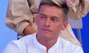 Come è finita fra loro. Chi E Alessandro Basciano Eta E Bio Del Tentatore Di Temptation Island