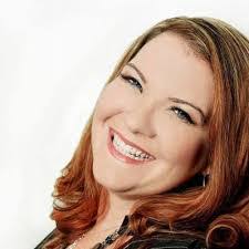 Tina Longoria's Instagram, Twitter & Facebook