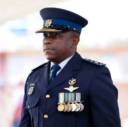 MDN - KZN Top Cop Lt-Gen Nhlanhla Mkhwanazi Warned Taxi Bosses To Stop  Intimidating Hitchhikers. KwaZulu-Natal Police Commissioner Nhlanhla  Mkhwanazi warned taxi bosses not to harass people when they are  hitchhiking. Mkhwanazi