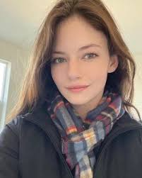 8 Mackenzie Foy ideas