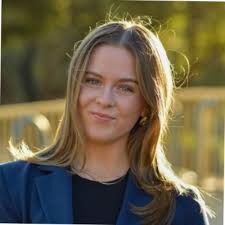 Excited to announce I'll be joining NVIDIA this summer as a marketing  intern! As a member of the AI & Data Center Marketing Campaigns team, I'll  be diving into a wide range