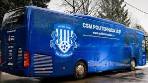 Transfers von acsm poli iași pro saison: Video Autocarul Echipei Poli Iasi Vandalizat De CÄƒtre Suporteri DupÄƒ Esecul Cu Chindia Targoviste