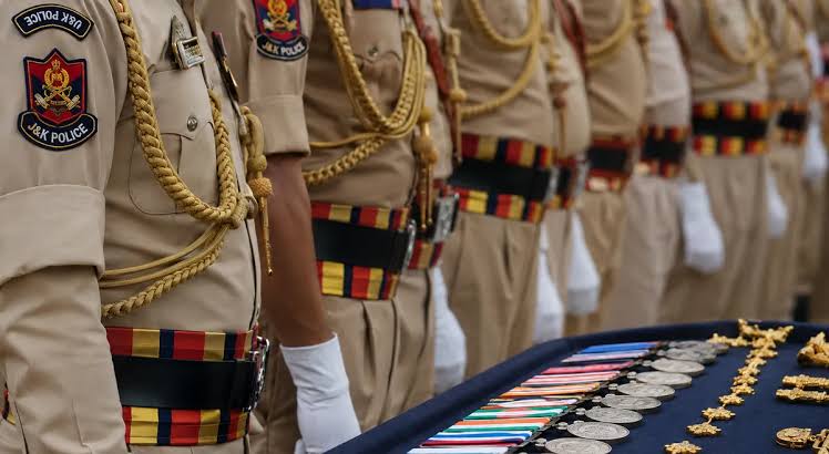 51 J&K Police personnel selected for gallantry, meritorious service medals – Kashmir Thunder – Latest News, Breaking News