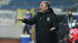 Yönetimin üzerinde durduğu teknik adamların başında tayfun korkut, sergen yalçın ile yeni malatya'nın hocası. Besiktas Teknik Direktoru Sergen Yalcin Dan Yaylim Atesi O Adam Gelsin Kim Kimi Dovecek Gorsun Galeri Takvim