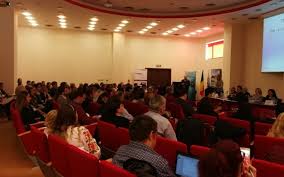 On studocu you find all the lecture notes, summaries and study guides you need to pass your exams with better grades. 240 De Chimisti Si Oameni De StiinÅ£Ä Din 10 Å£Äri La Universitatea Valahia Din Targoviste In Cadrul Unei ConferinÅ£e InternaÅ£ionale