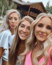 Emily Ledbetter's Instagram, Twitter & Facebook