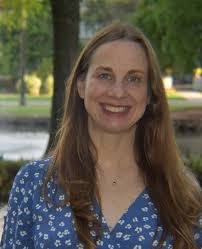 Beth Childress's Instagram, Twitter & Facebook