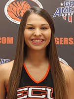 Elisha Bates's Instagram, Twitter & Facebook