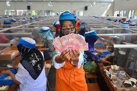 Maybe you would like to learn more about one of these? Sri Mulyani Thr Diberikan H 10 Lebaran Dan Gaji Ke 13 Pada Juni 2021 Antara News