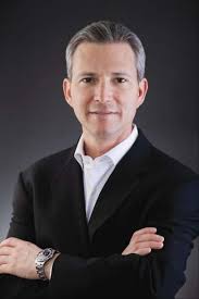 Former Bears TE Clark now selling real estate in Libertyville