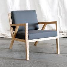 This Mid Century Styled Chair Features A Solid Natural Oak Frame With An Interlocking Truss Base An Modern Furniture Toronto Furniture Mid Century Chair Styles