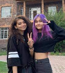 Aziza yoqubova karantinda | азиза ёқубова карантиндаoshna tv. O Pervom Tiktok Hause V Kazahstane I Kak Menshe Chem Za Sutki Nabrat 100 000 Podpischikov Iskusstvo Na Weproject