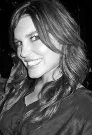 Emily Tinch's Instagram, Twitter & Facebook