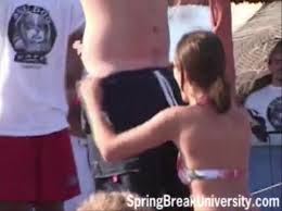 CFNM Pantsing Public SPH - ThisVid.com