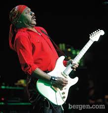 Ernie Isley Best Guitarist The Isley Brothers Music Legends