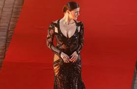 Tonka tomicic in red carpet, festival de viña 2015, chile. T13 On Twitter Fotos Tonka Tomicic Deslumbra En La Gala Del Festival De Vina Del Mar 2015 Http T Co Eppca5v9pb Http T Co 2zx1bauiey