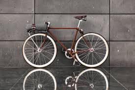 10 Things To Consider When Buying Your First Fixed Gear Bicycle Bike Design Bicycle Fixed Gear Bike