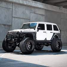 Starwood Motors Build Galllery Custom Jeeps Custom Trucks And More Dream Cars Jeep Jeep Cars Badass Jeep