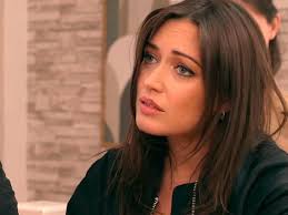 Elsa Esnoult s'invite au Camping Paradis | Toutelatele