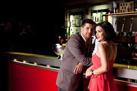 Finding single people in real life is as easy as connecting with friends, joining groups, attending events, going to bars, and talking with as many people as bars are places where a lot of single people go, so you are bound to meet at least a few people. The Best Places To Meet Single Women The Art Of Charm