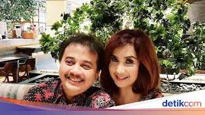 Itulah yang tidak saya sukai dari blog. Cantik Dan Anggun Istri Roy Suryo Saat Hang Out Bareng Sosialita