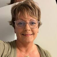 Carol Nauman's Instagram, Twitter & Facebook