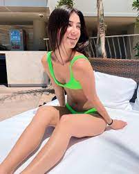 Charli D'Amelio Sexy Outdoor Bikini Posing Set Leaked - Influencers Gonewild